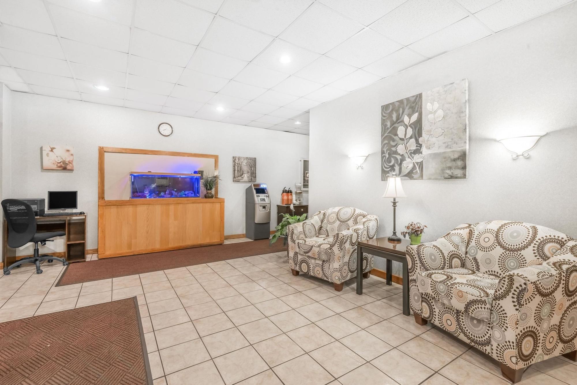 Days Inn By Wyndham St Clairsville St. Clairsville Екстер'єр фото